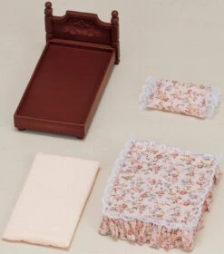 Sylvanian Families - Classic Antique Bed **Minor Box Damage** -Children Toys Shop 5054131052235.PT02 uk 07538.1715216581