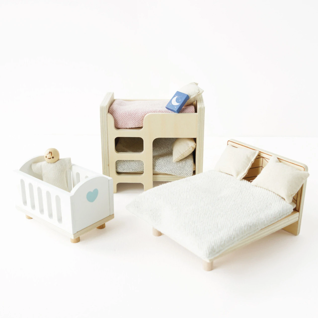 Le Toy Van - Deluxe Starter Furniture Set 4 Le Toy Van - Deluxe Starter Furniture Set - Image 4