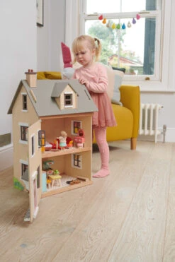 Tender Leaf Toys - Foxtail Villa Doll House With Furniture -Children Toys Shop image 80747.1661612131