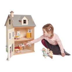 Tender Leaf Toys - Foxtail Villa Doll House With Furniture -Children Toys Shop image 94793.1661612130