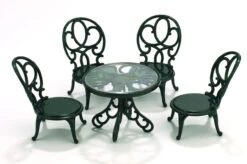 Sylvanian Families - Ornate Garden Table And Chairs **Damaged Packaging**